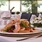 Savoy Hotel 4*