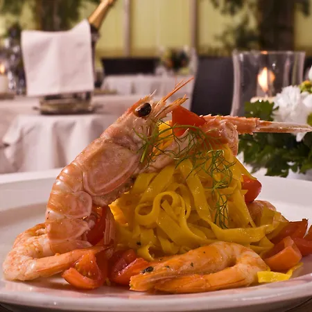 Otel Savoy Pesaro