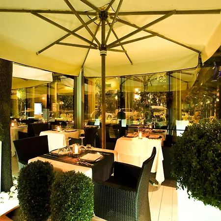 Otel Savoy Pesaro