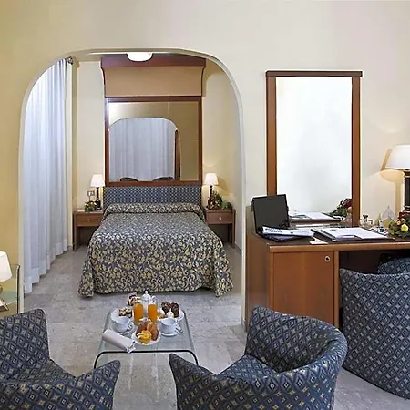 Отель Savoy