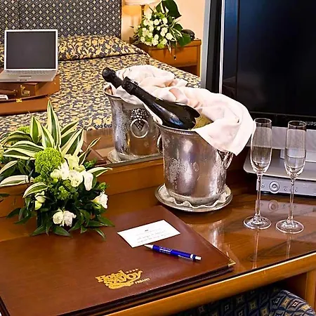 Savoy Отель 4*