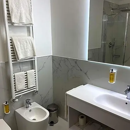 Отель Savoy Пезаро